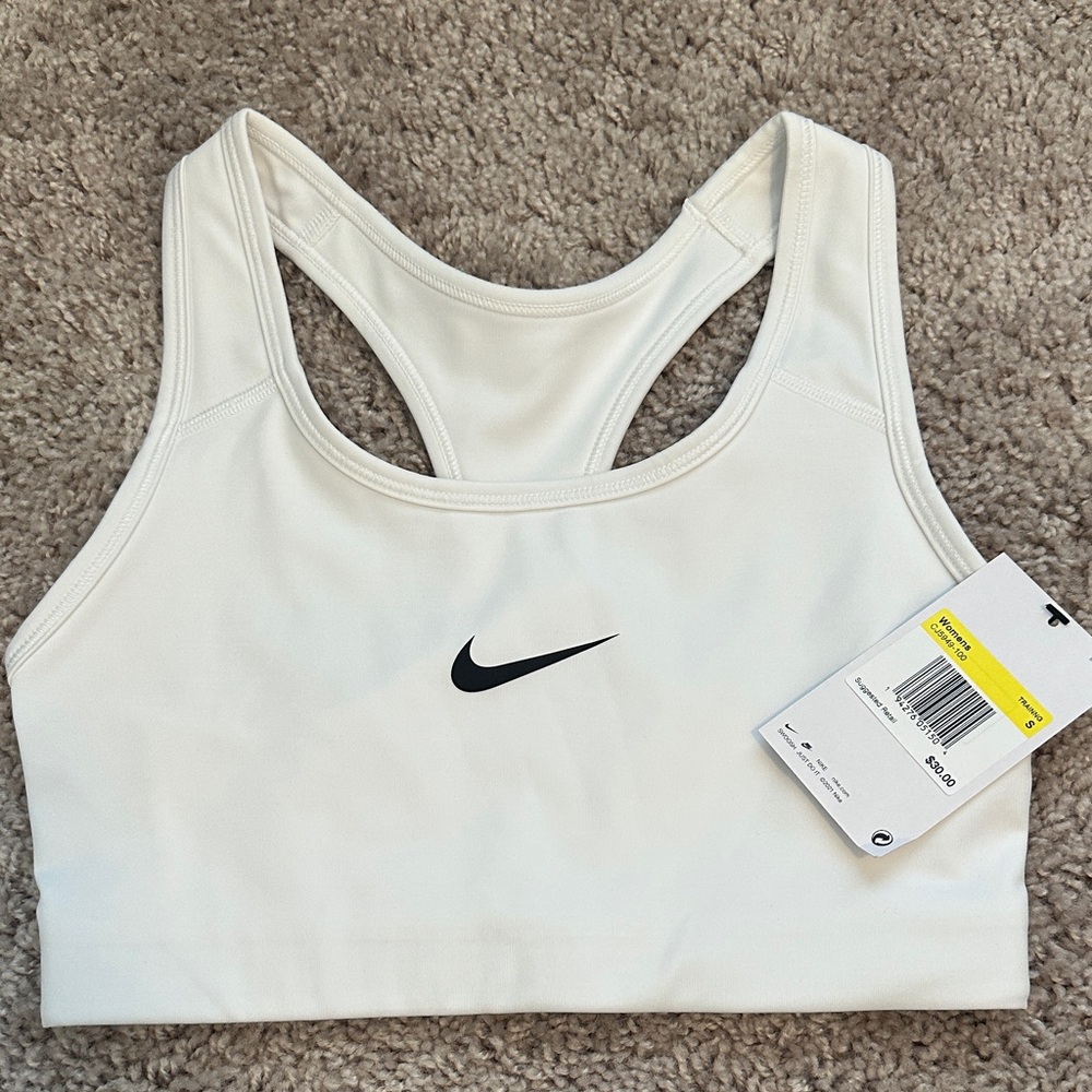 Nike Women's Sports Bra NWT